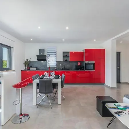 Antoniana By Interhome Nyaraló Novigrad Istria