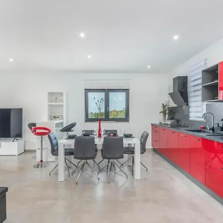 Nyaraló Antoniana By Interhome Novigrad Istria