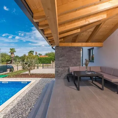 Nyaraló Antoniana By Interhome